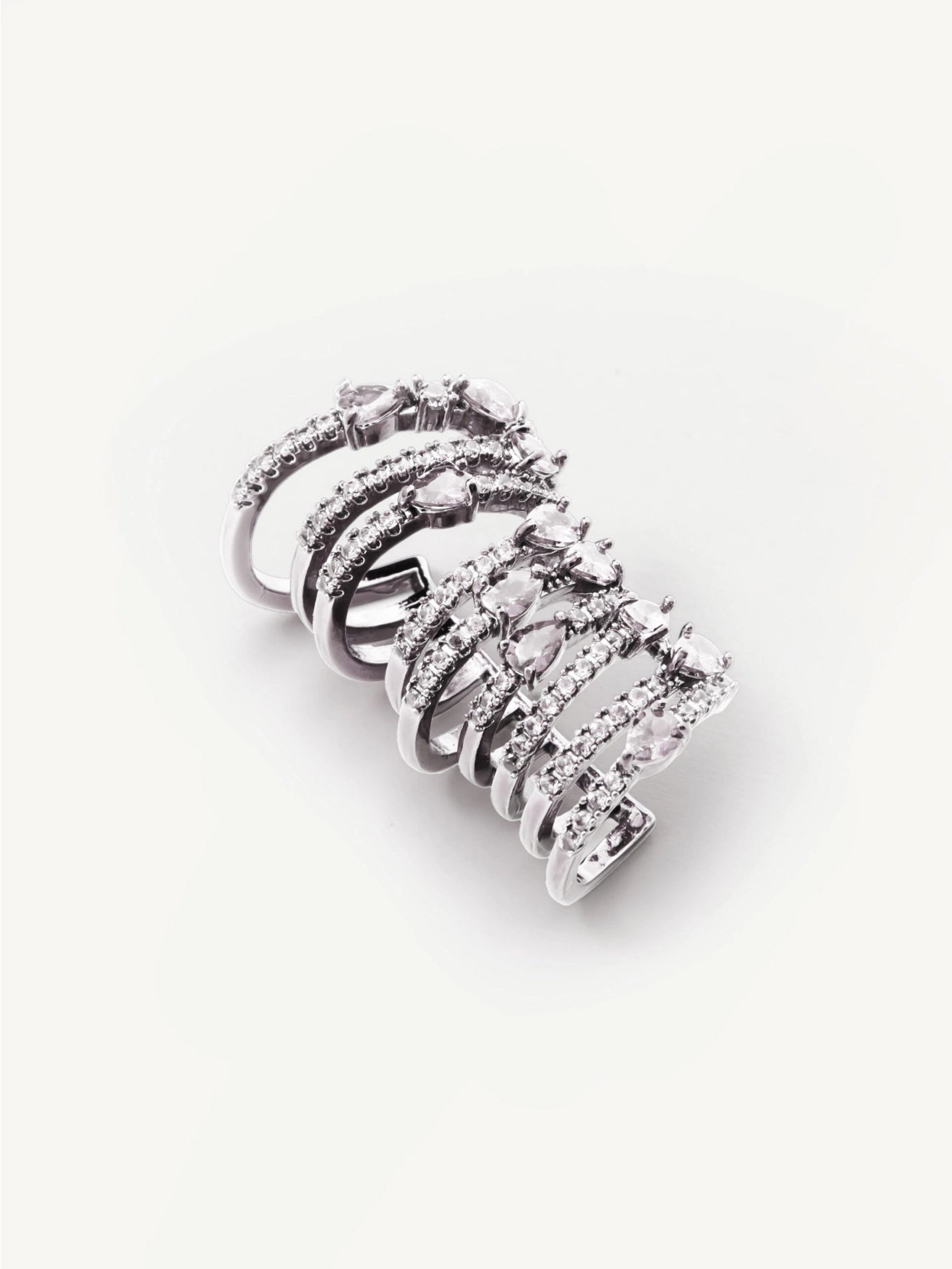 Melania Clara, Star Ear Cuff