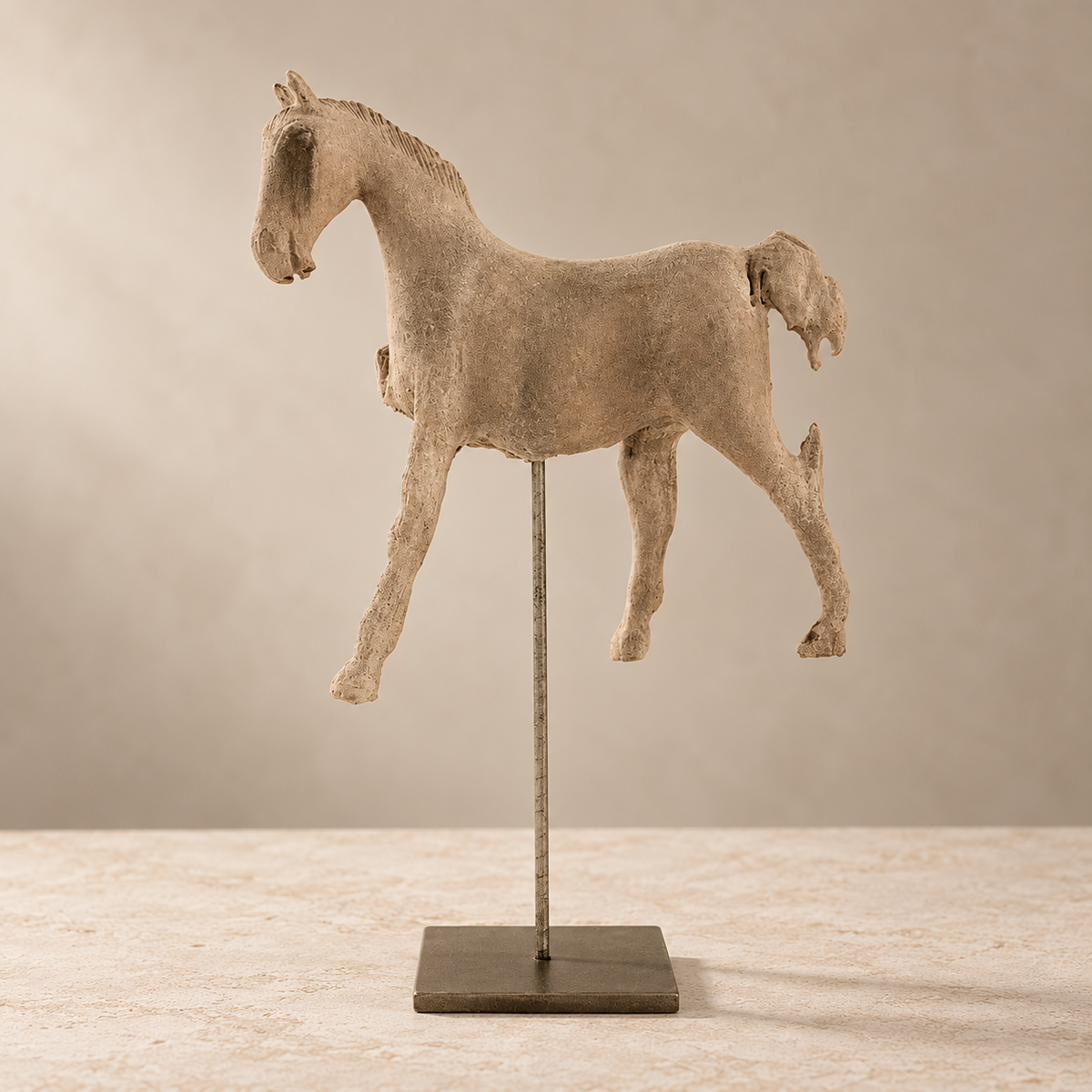 Horse Sculpture, Light