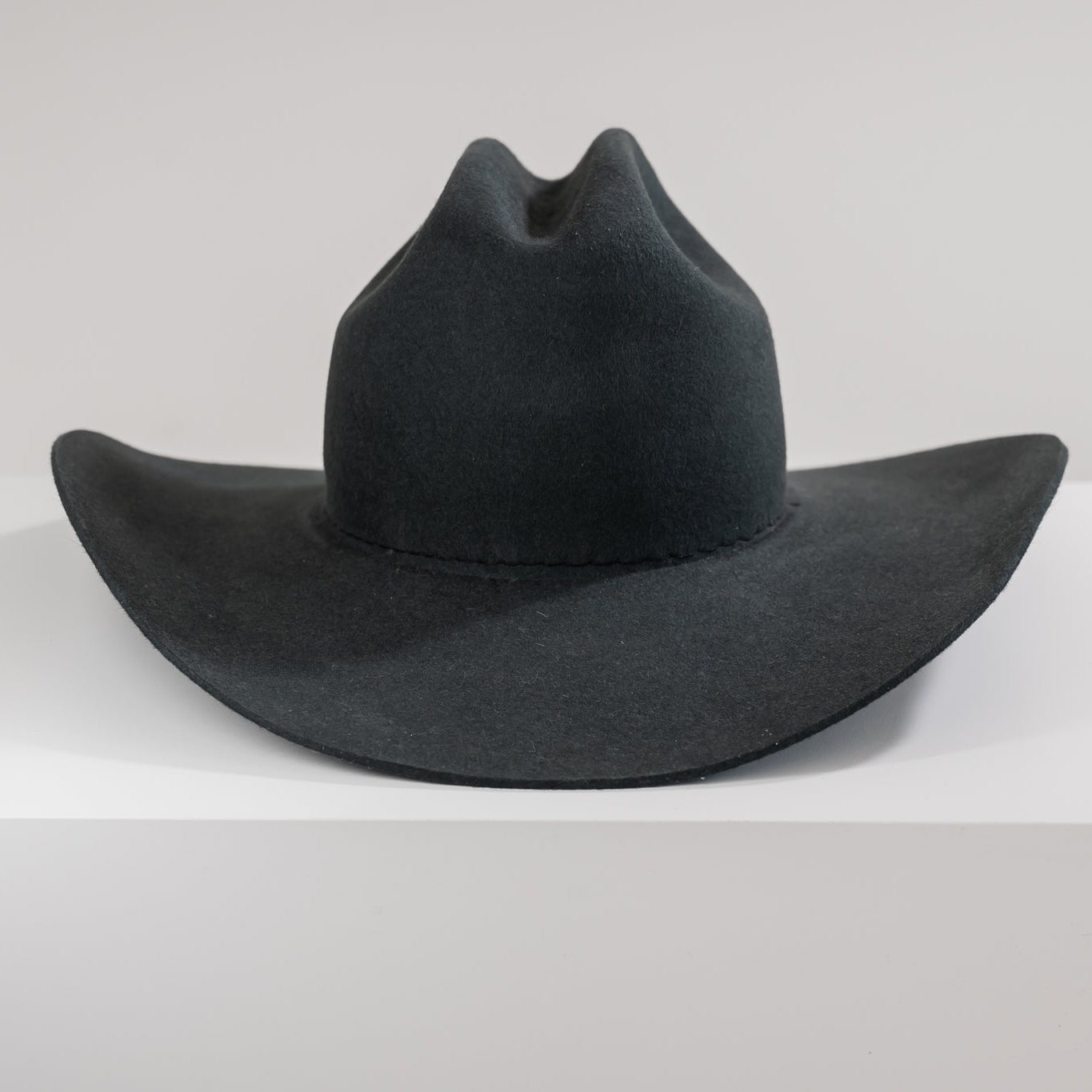 The Hudson Cattleman, Midnight
