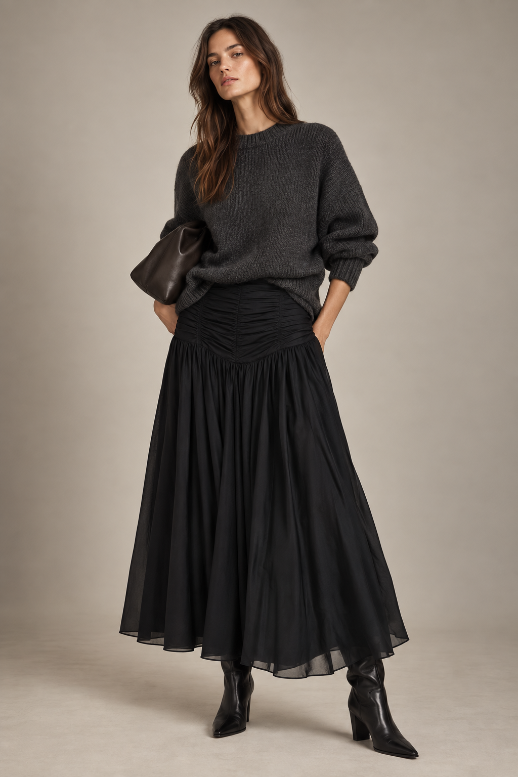 RMN Studios, Monte Skirt