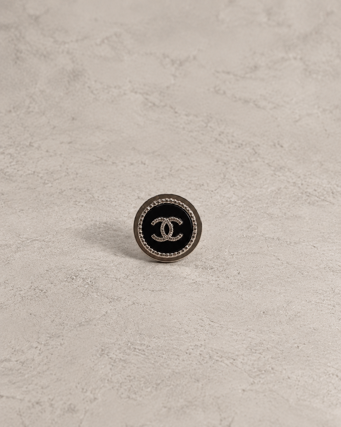 Vintage Noir Bandana Slide