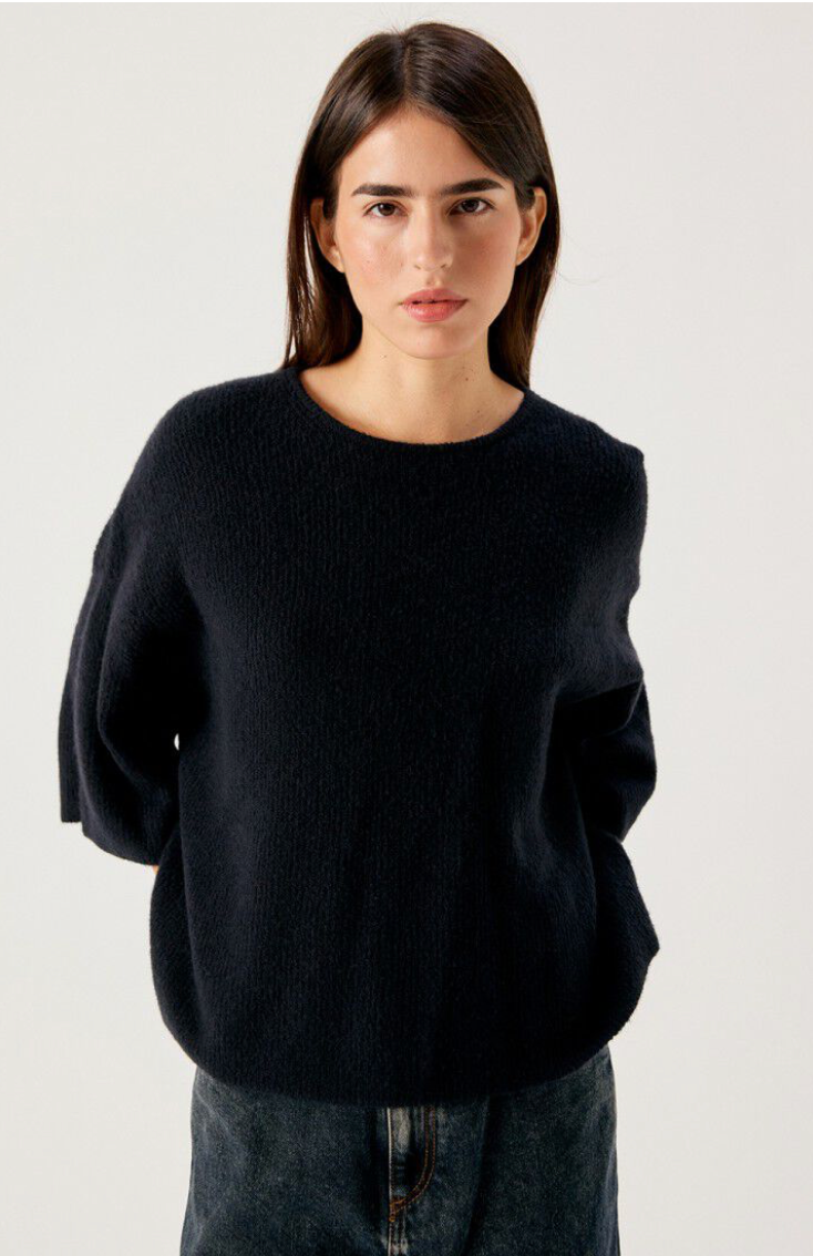 AV, 3/4 Sleeve Sweater