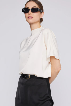 Luna- Short Sleeve Top