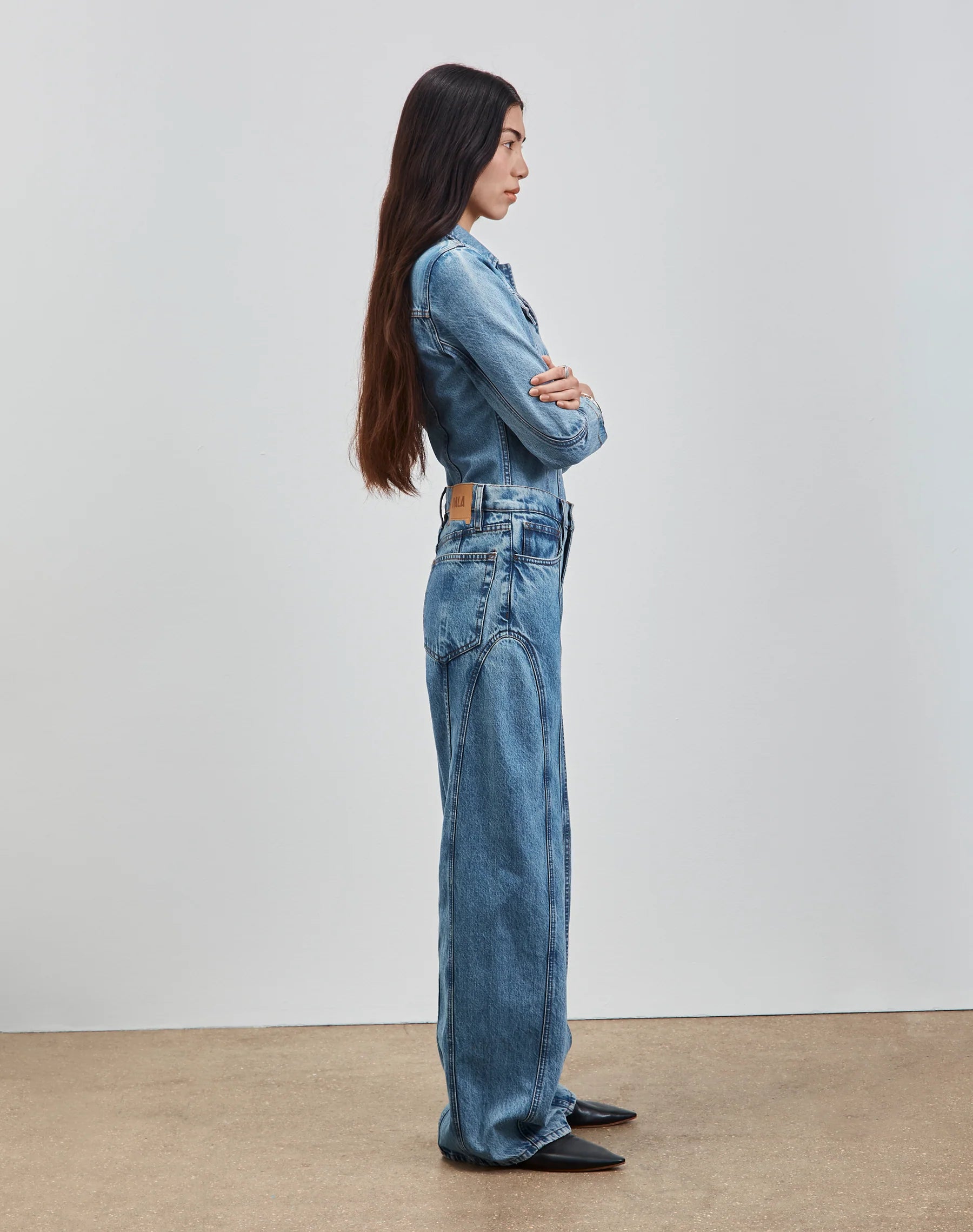 Contoured Sling Jeans