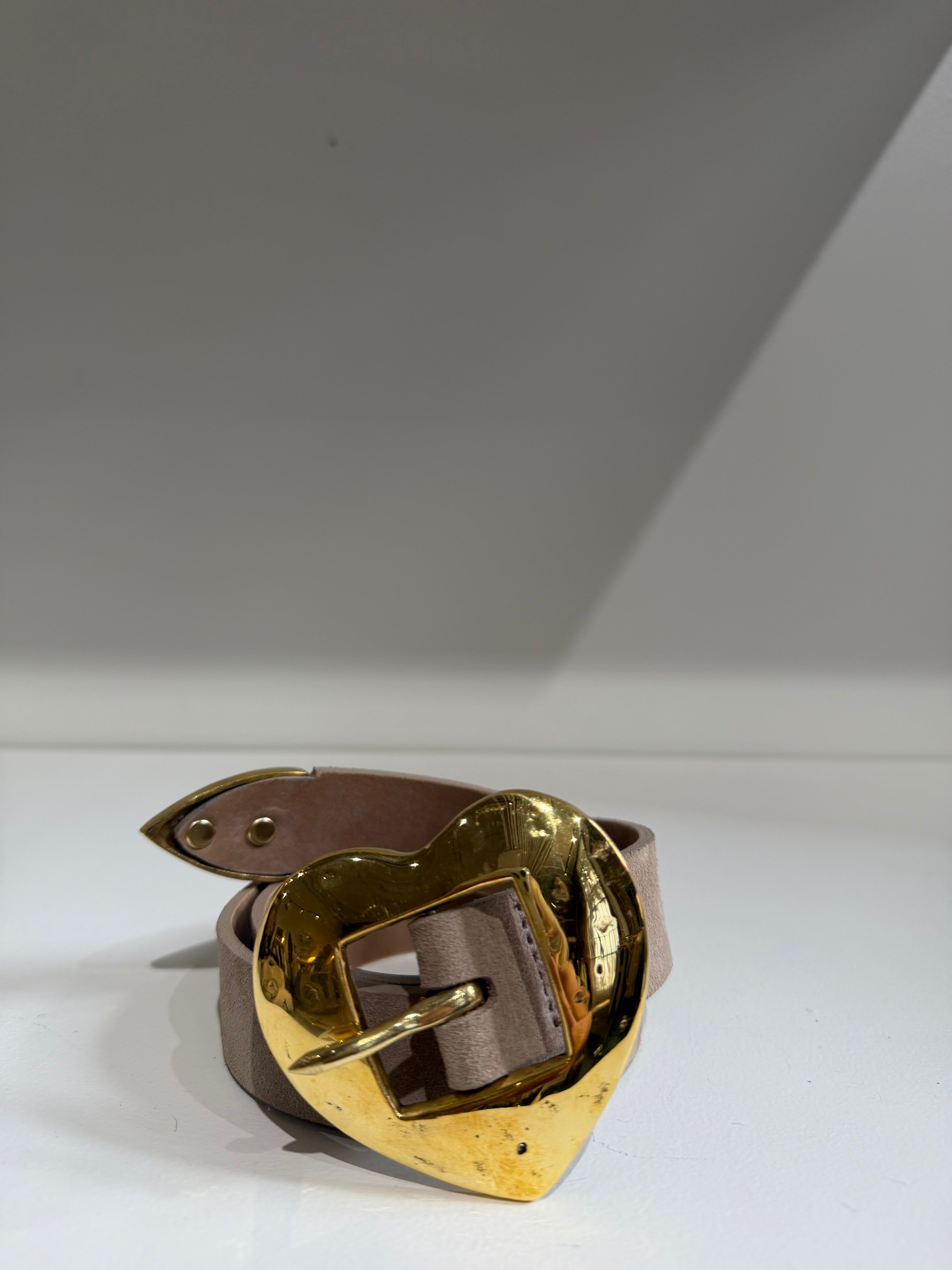 Streets Ahead, Gold Heart Belt
