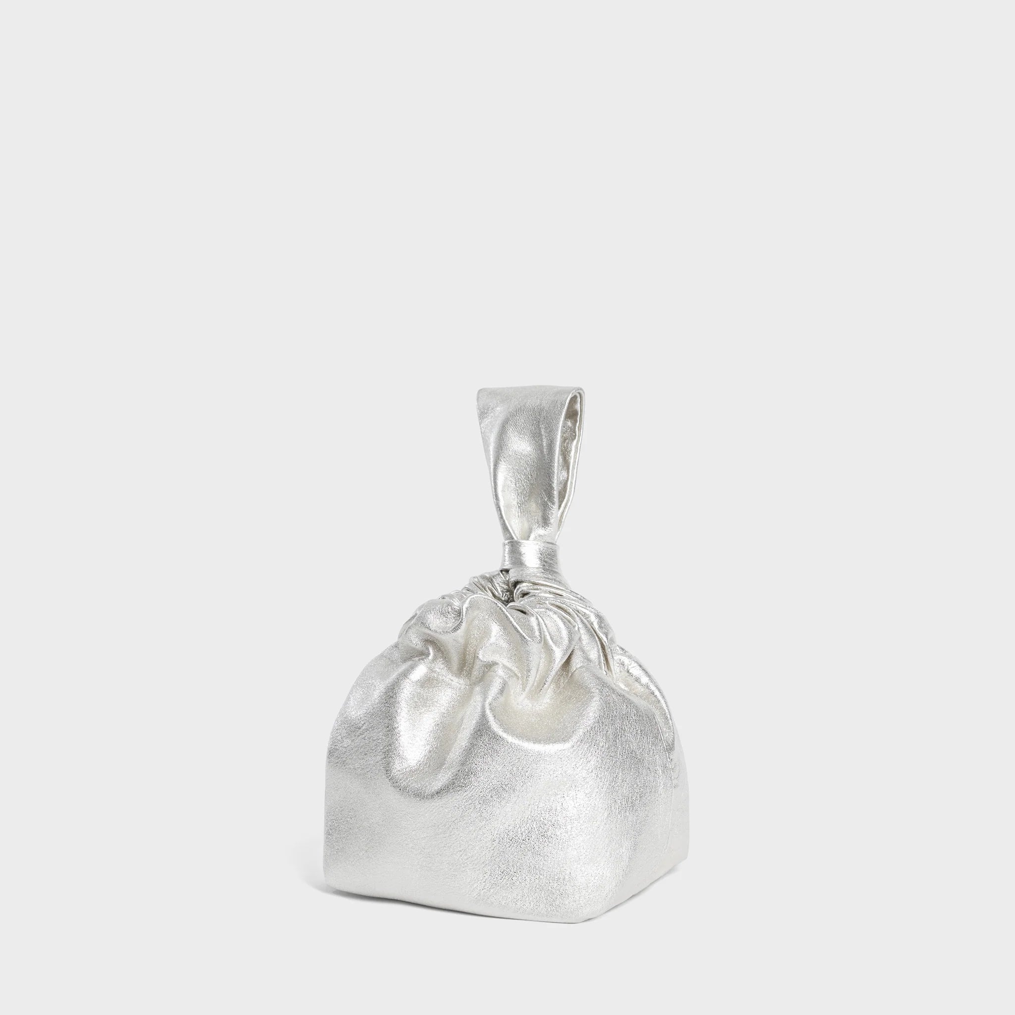 Mariposa, Metallic