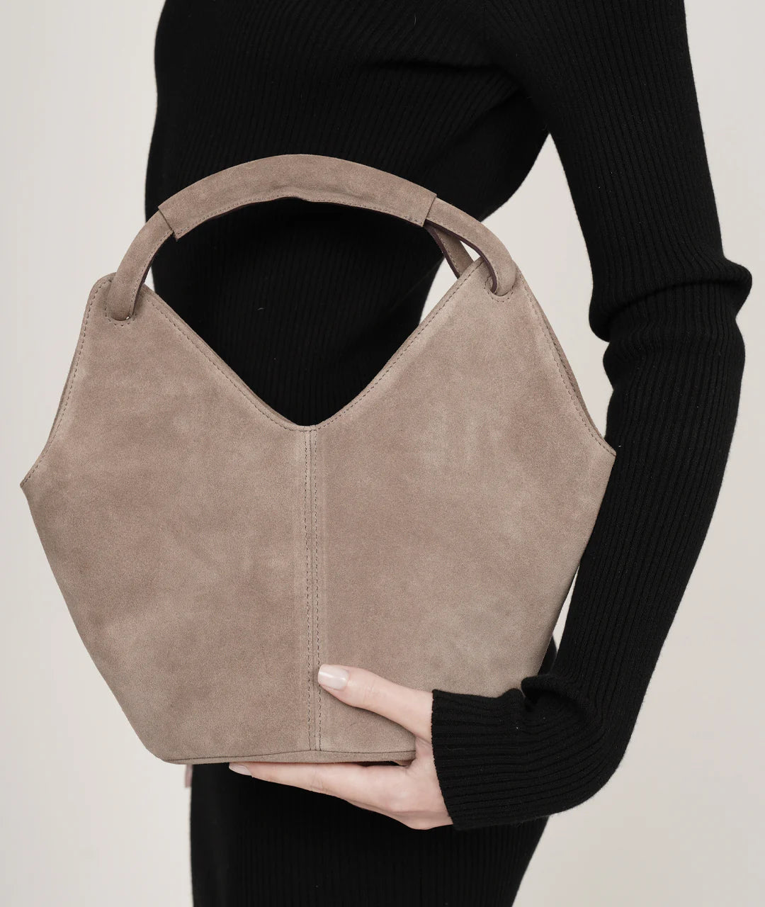 Mia Tote, Clay