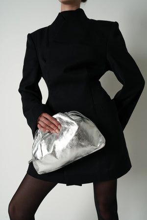 Monica, Metallic