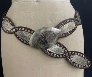 Dairi, Oval Brown Belt