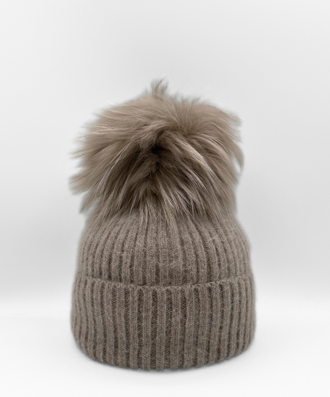 Linda Richards, Fur Pom Hat