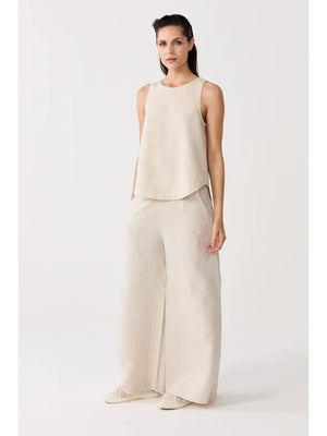 Yves Tank, Natural