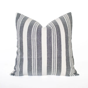 Arrti Pillow
