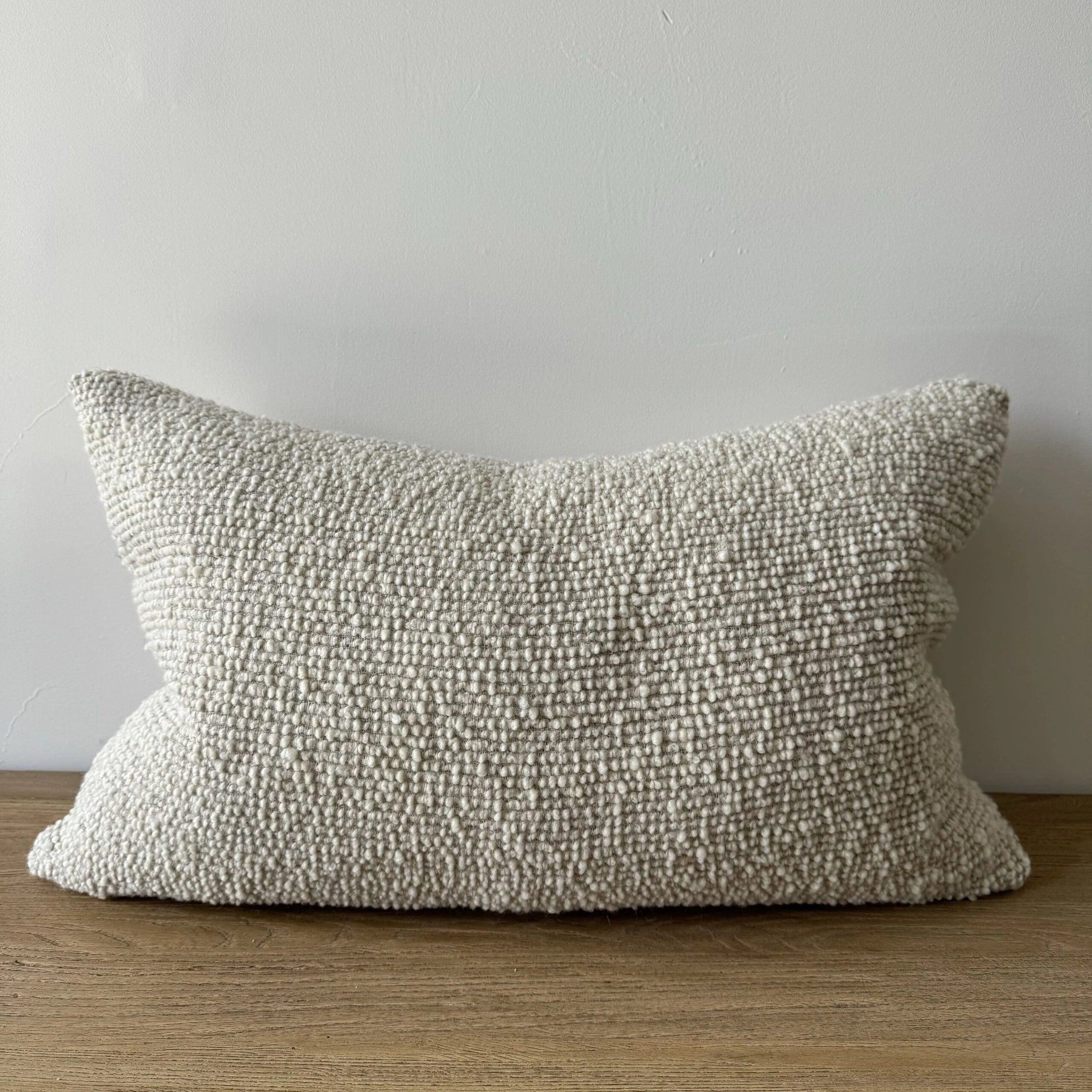 SR, Lumbar Wool Pillow